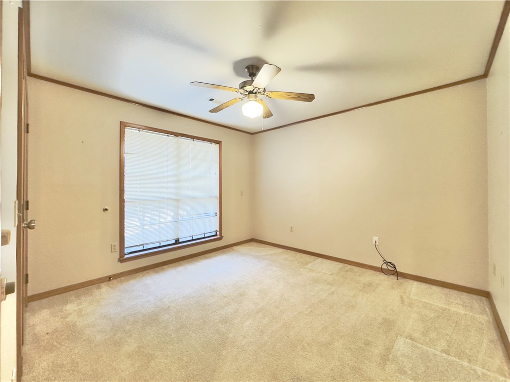 Royal Oaks Estates - Residential Lease