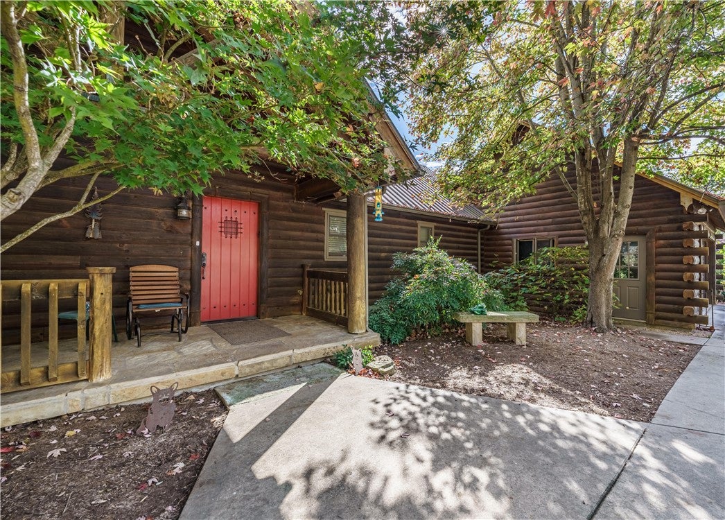 23 White Oak Drive