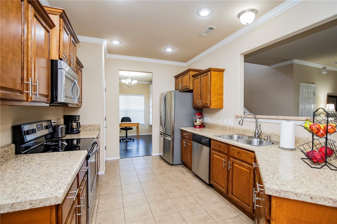 Lakewood Crossing - Residential