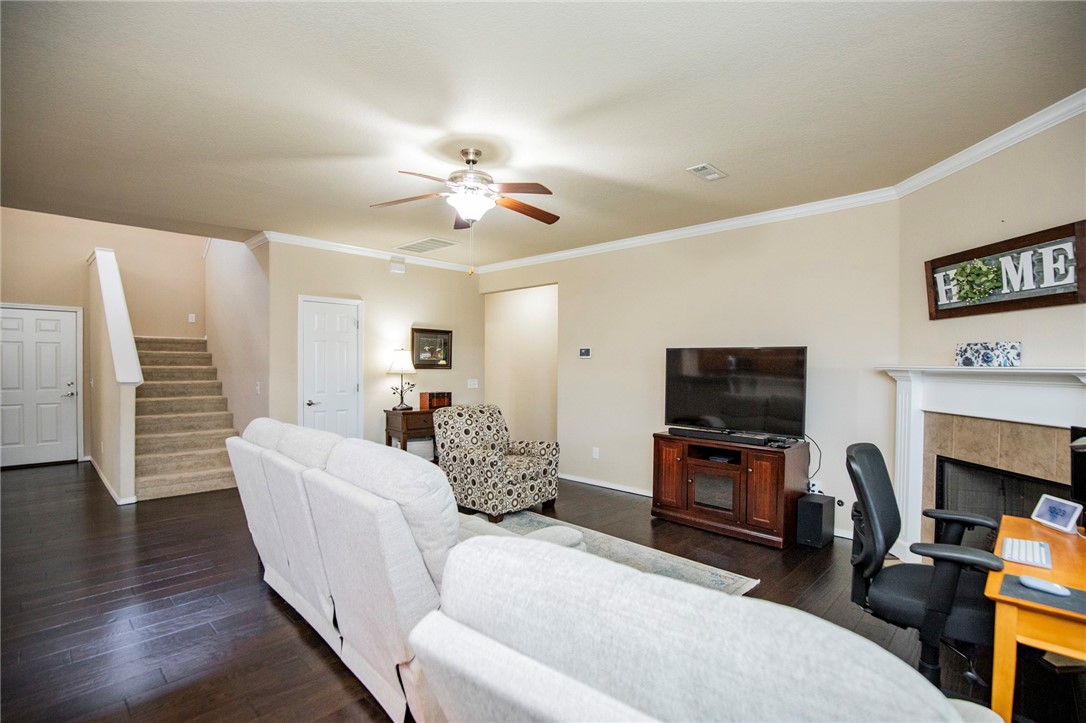 Lakewood Crossing - Residential
