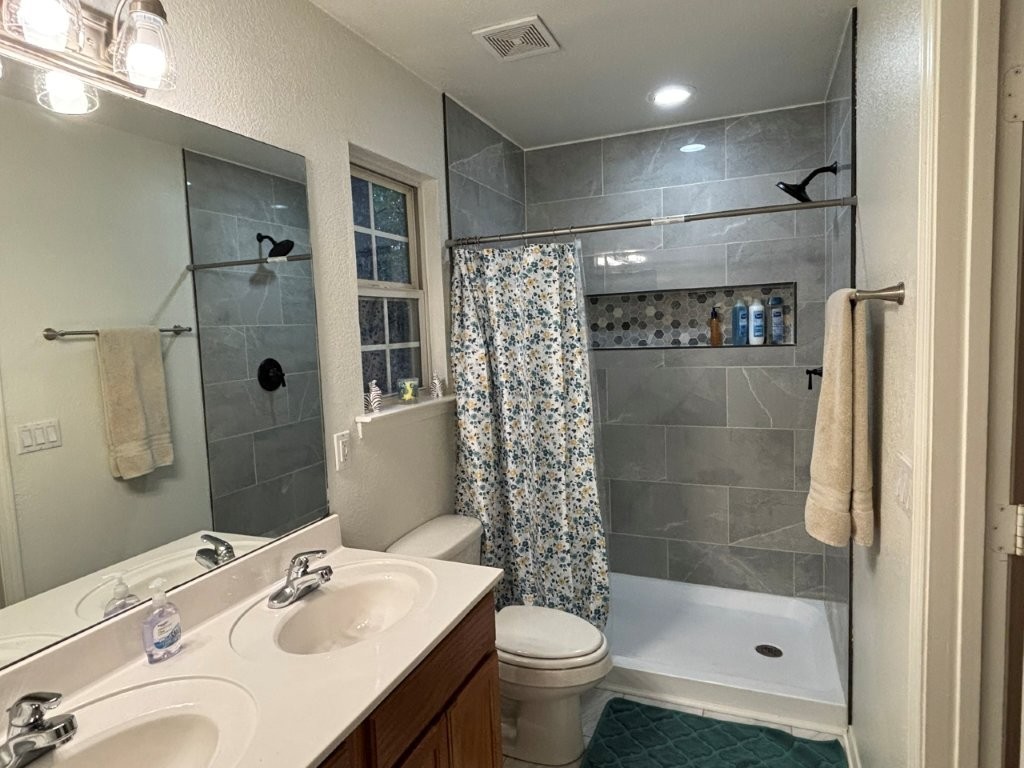 Auckland Sub Bvv - Residential Lease