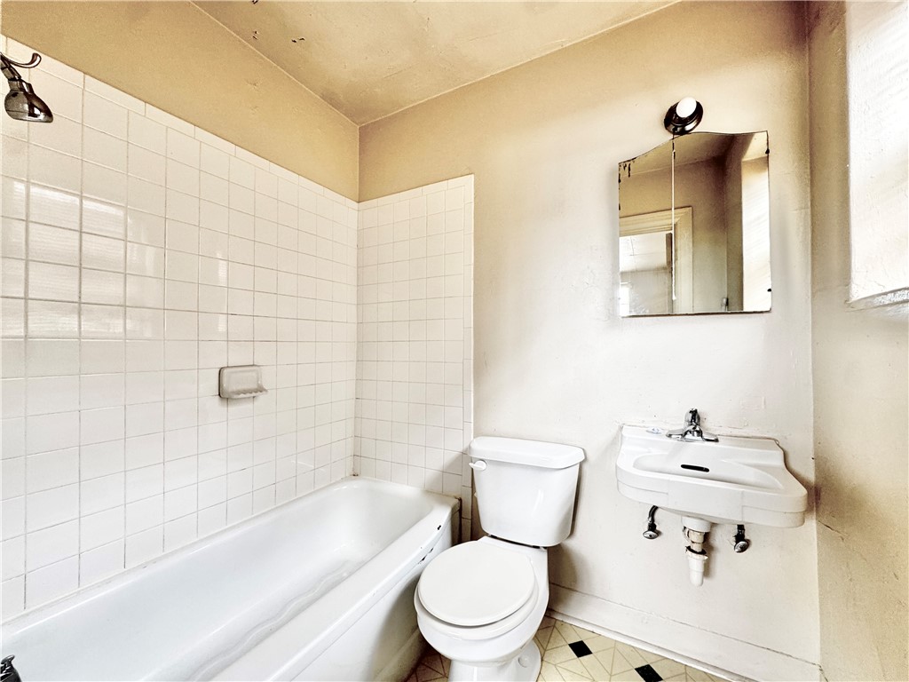 County Court - Residential Lease