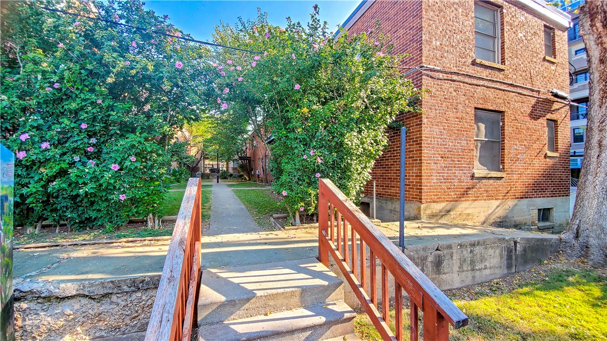One of a kind 1 bed, 1 bath apartment ON DICKISON STREET and within walking distance to the U of A and Fayetteville square! Apartments feature a beautifully landscaped courtyard, tons of character, and private parking included. Fridge, eater, and trash also included. Deposit is $800. No Pets.