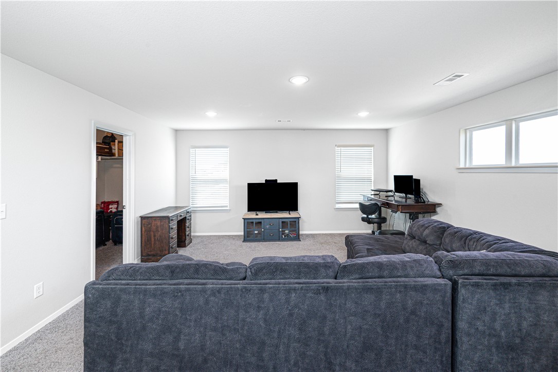 Lakewood Sub Ph Vii Lowell - Residential