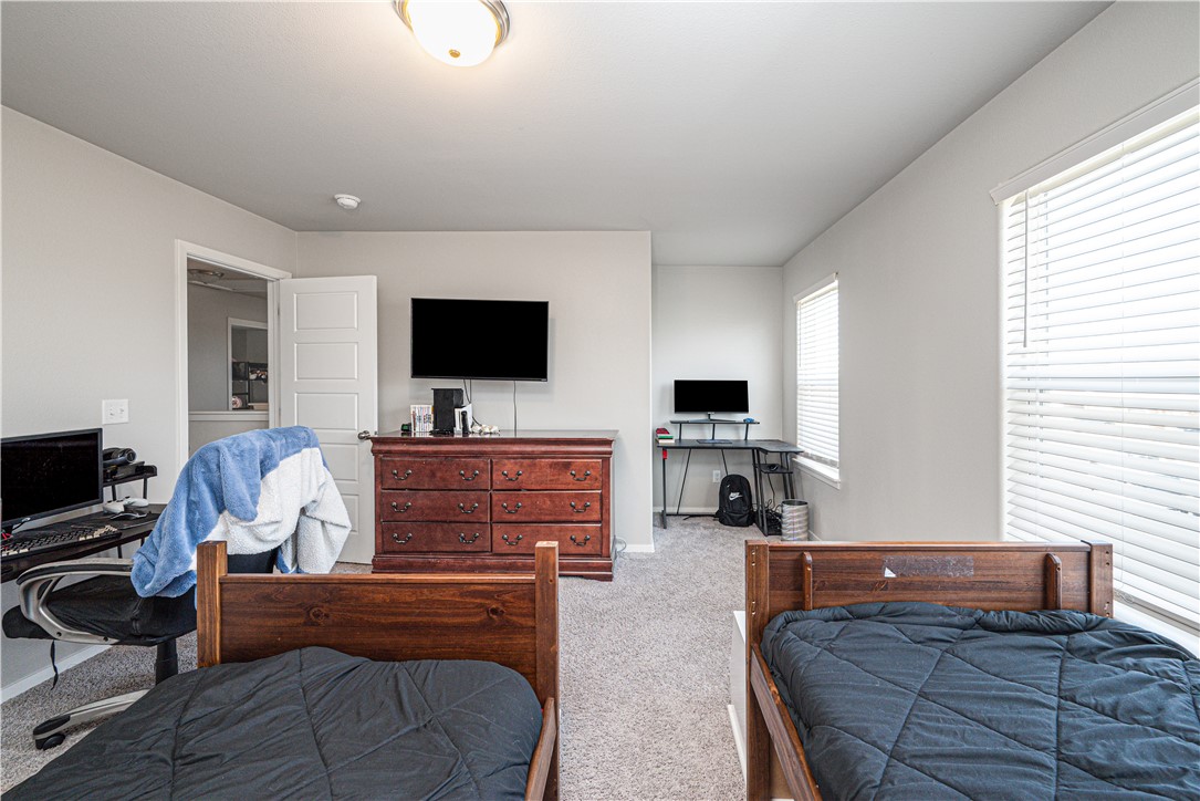 Lakewood Sub Ph Vii Lowell - Residential