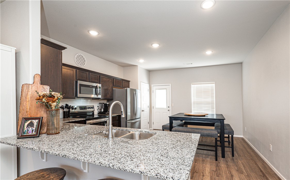 Lakewood Sub Ph Vii Lowell - Residential