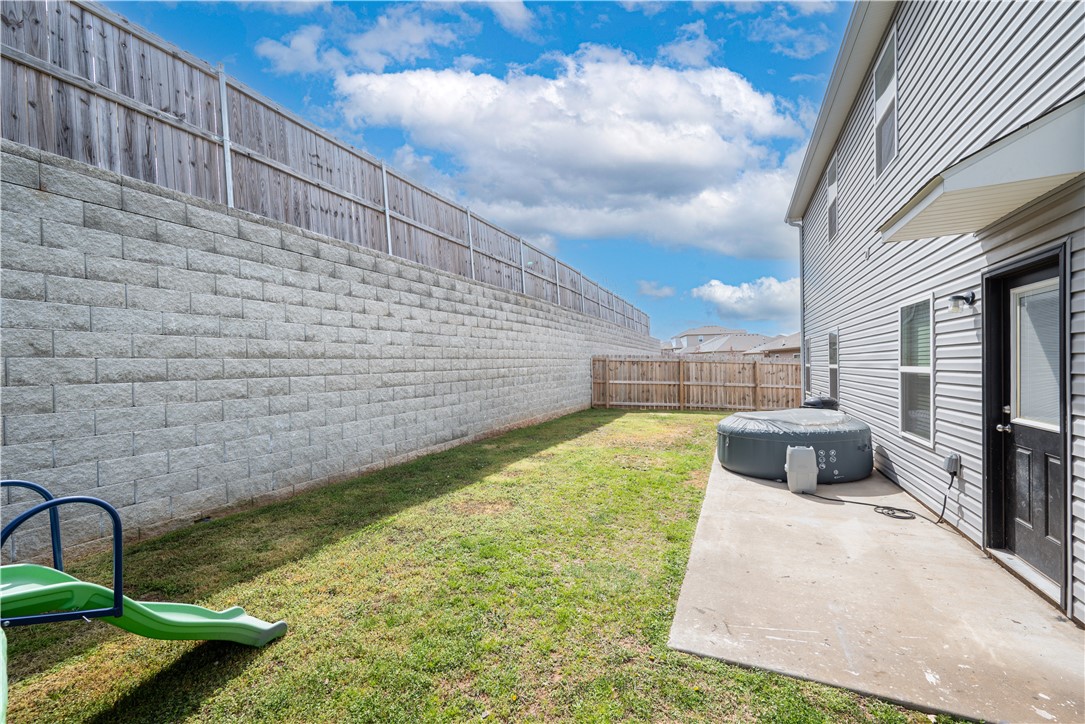 Lakewood Sub Ph Vii Lowell - Residential