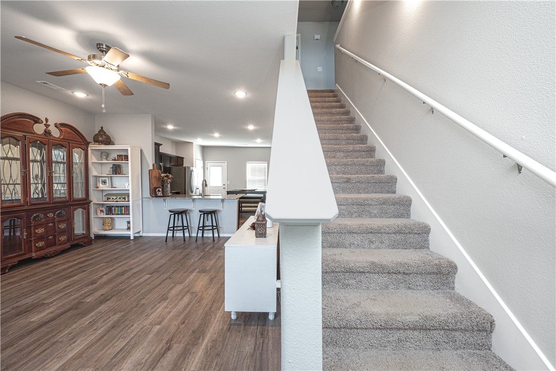 Lakewood Sub Ph Vii Lowell - Residential