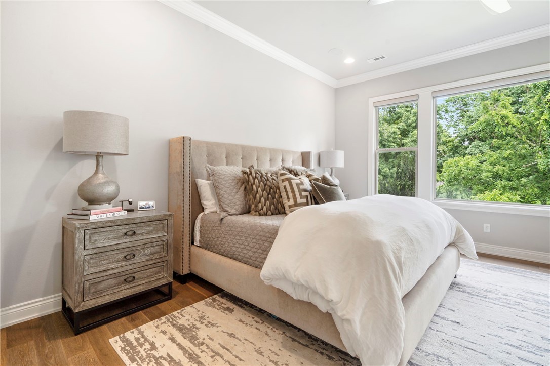 Oak Tree Centerton - Residential