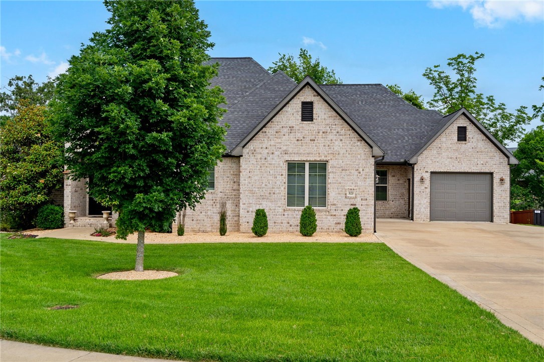 Oak Tree Centerton - Residential