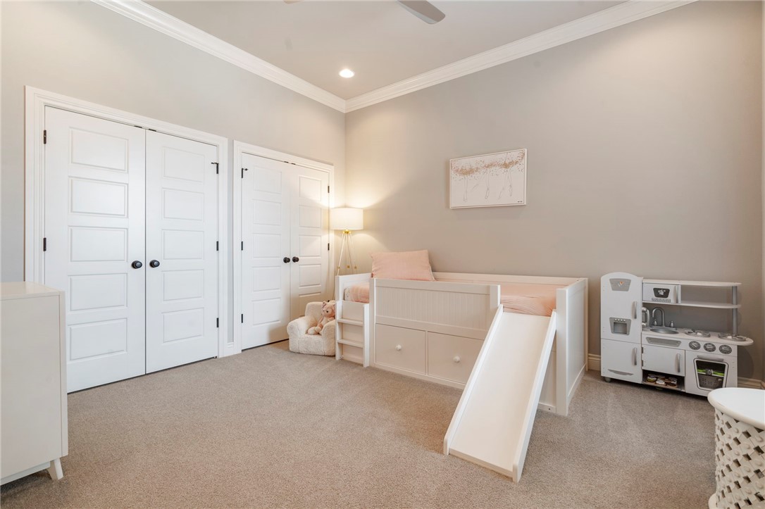 Oak Tree Centerton - Residential