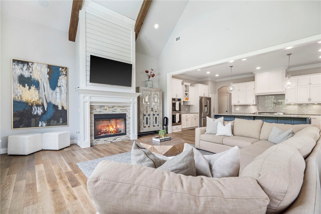 Oak Tree Centerton - Residential