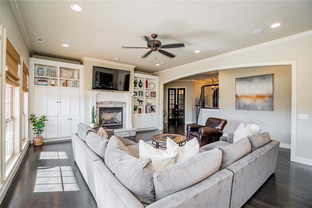 Shadow Valley - Residential