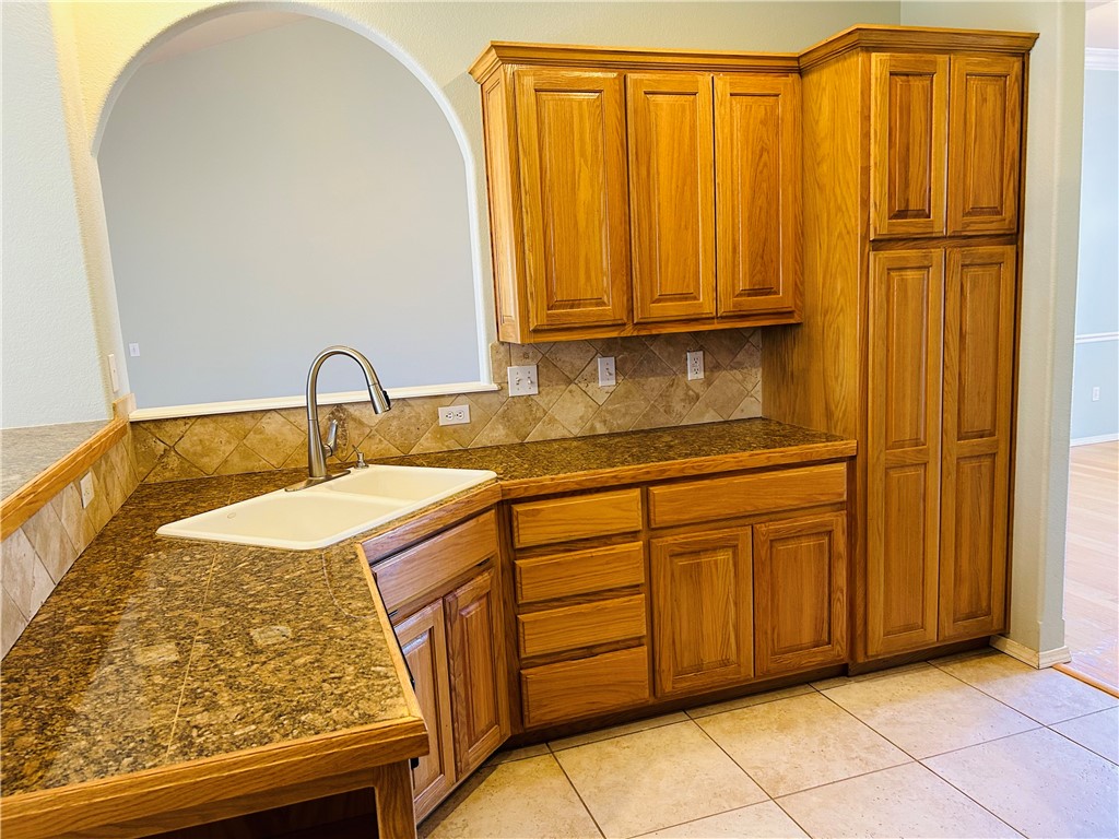 Charing Sub Bvv - Residential Lease