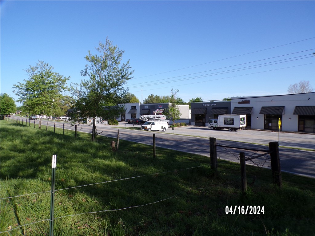 Johnson Outlots - Land