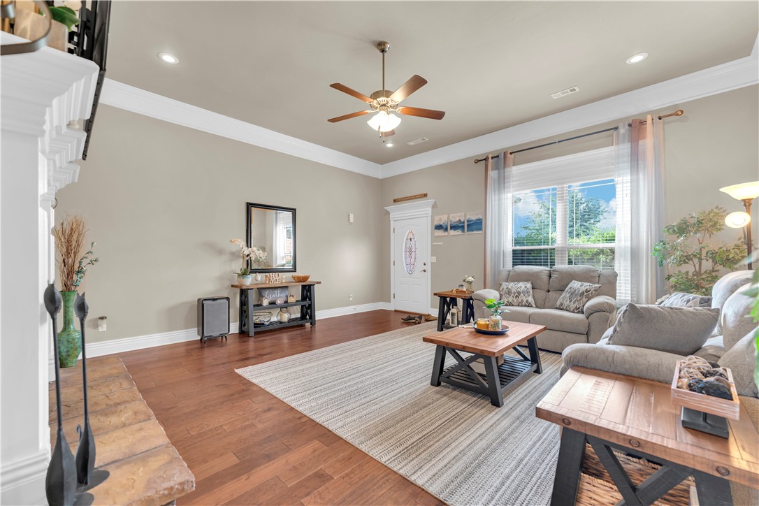 Brentwood Cave Spgs - Residential