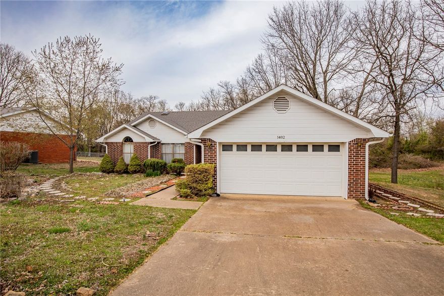 Don't miss out on the opportunity to purchase this quaint home!  Some cosmetic work and this home would be like brand new! It has all the potential in the world to be someone's forever home! This home boasts 0.40 acres, vaulted ceilings, and a large back deck for entertaining!