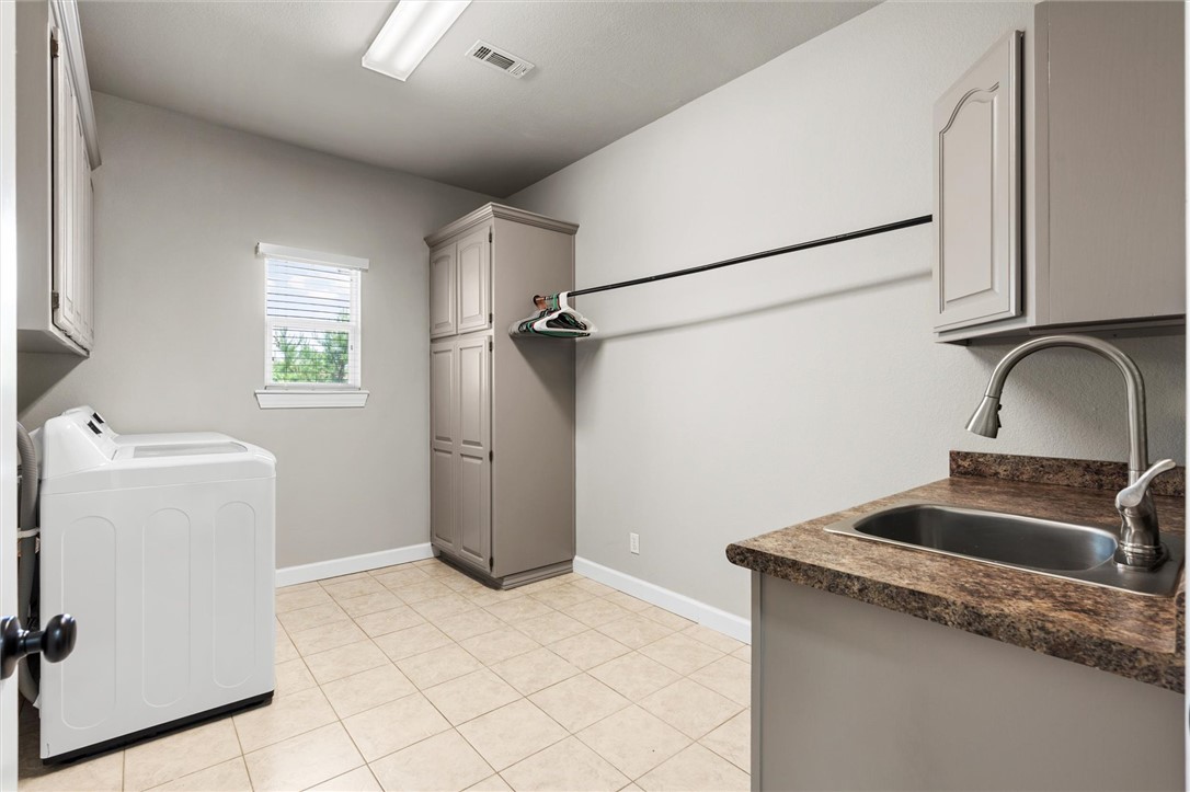 Brittany Sub Bvv - Residential