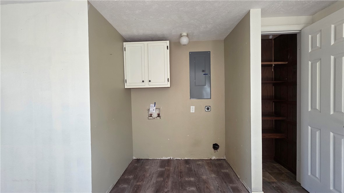 Flippin - Residential