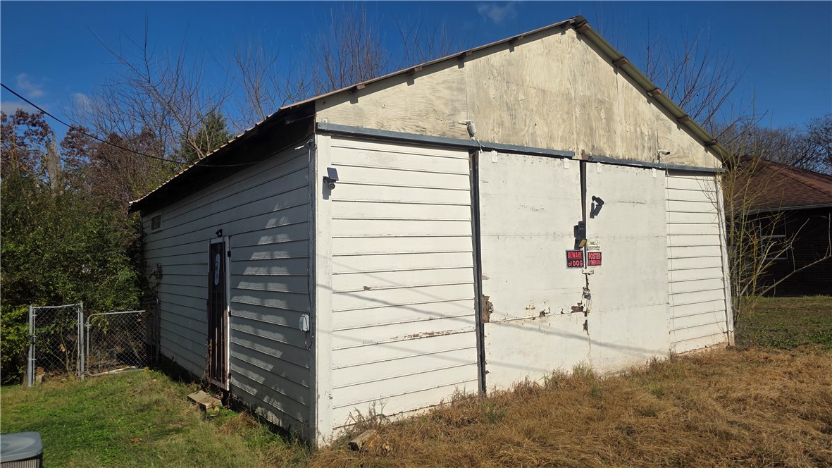 Flippin - Residential