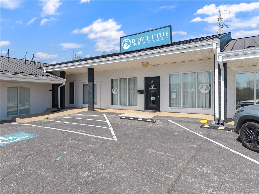 Springdale Outlots - Commercial Lease