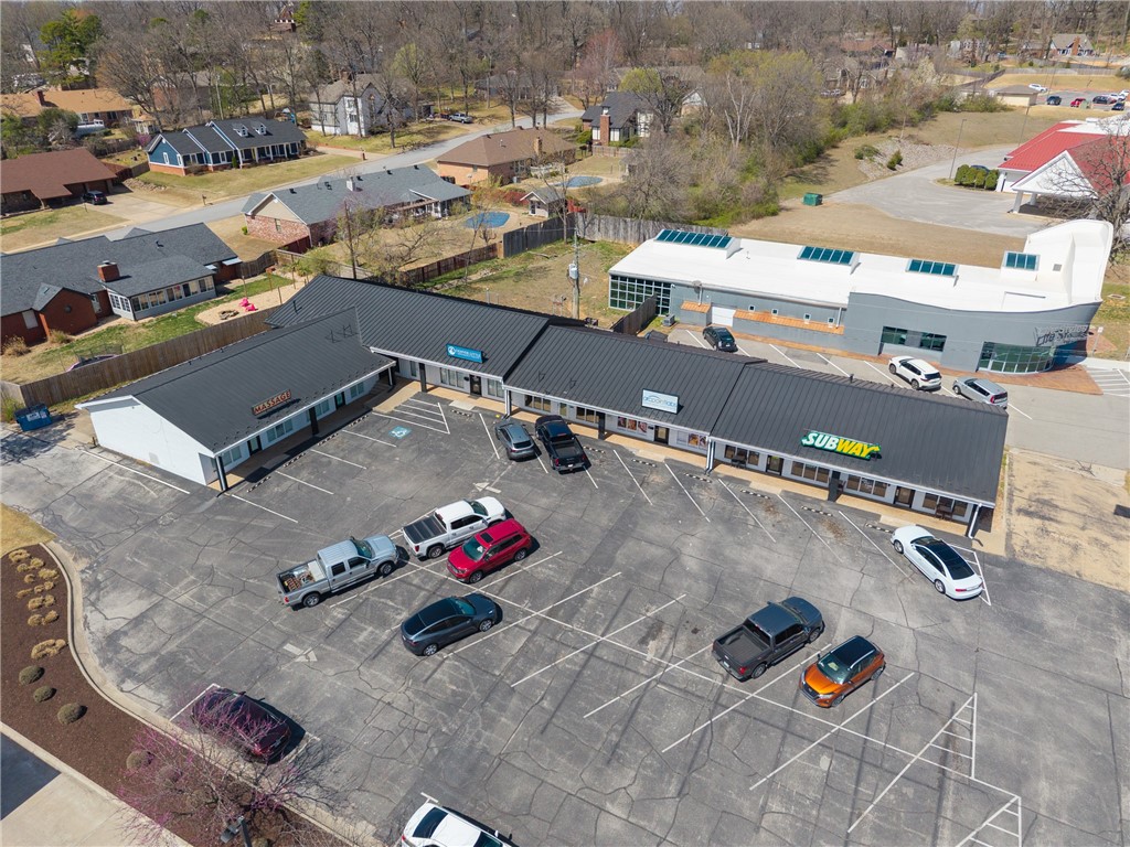 Springdale Outlots - Commercial Lease