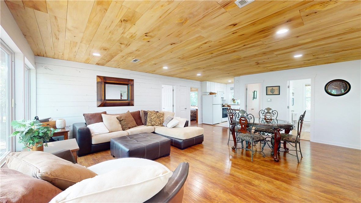 S-T-R:13-17-27 - Residential