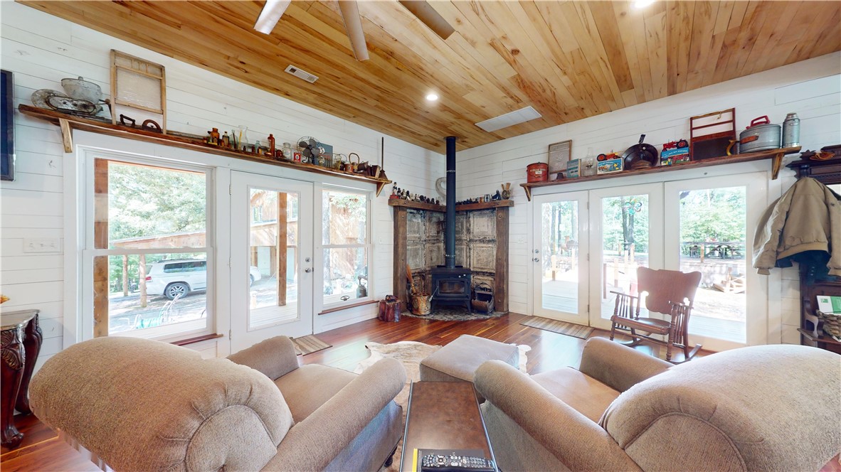 S-T-R:13-17-27 - Residential