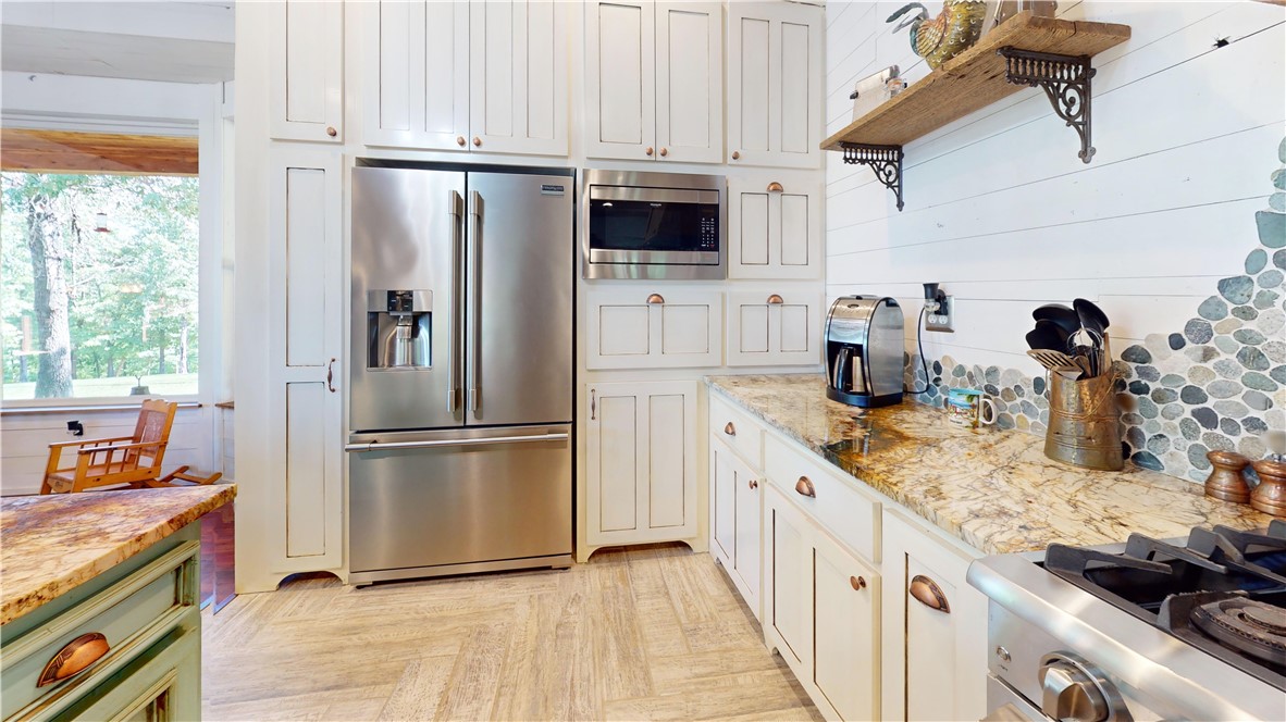 S-T-R:13-17-27 - Residential