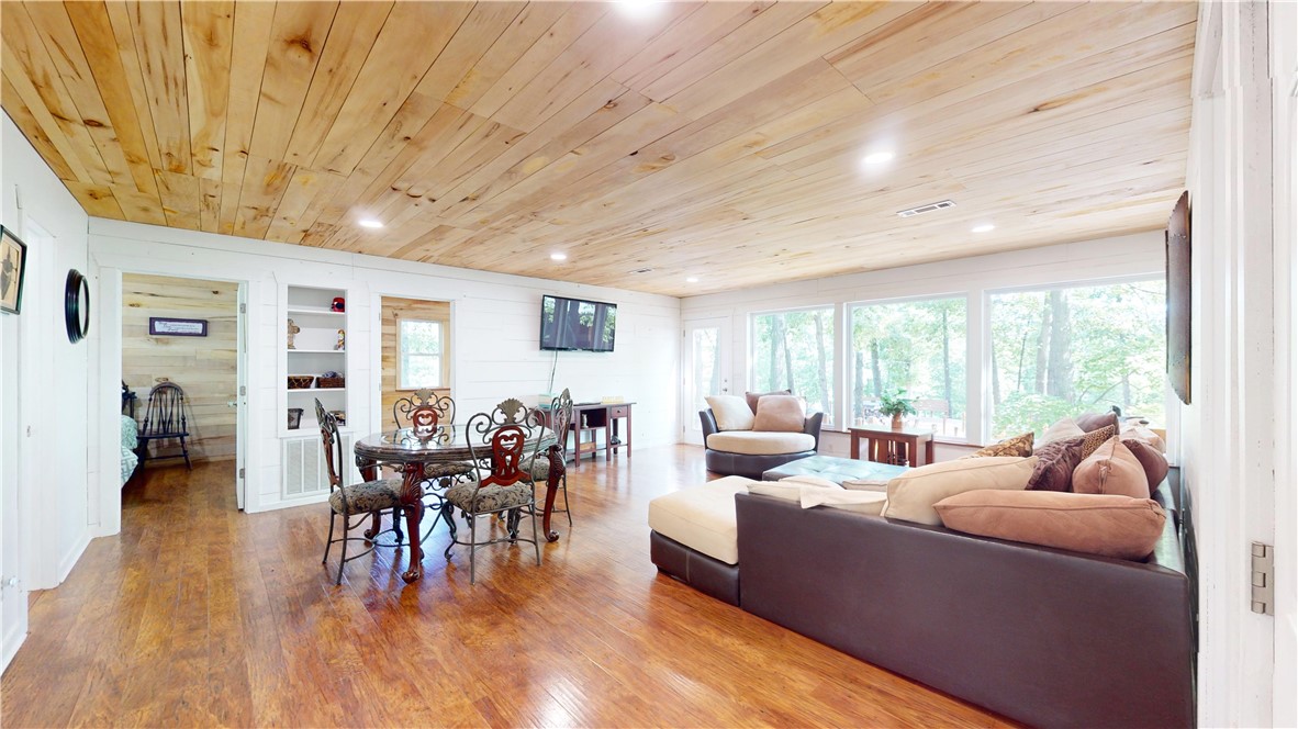 S-T-R:13-17-27 - Residential