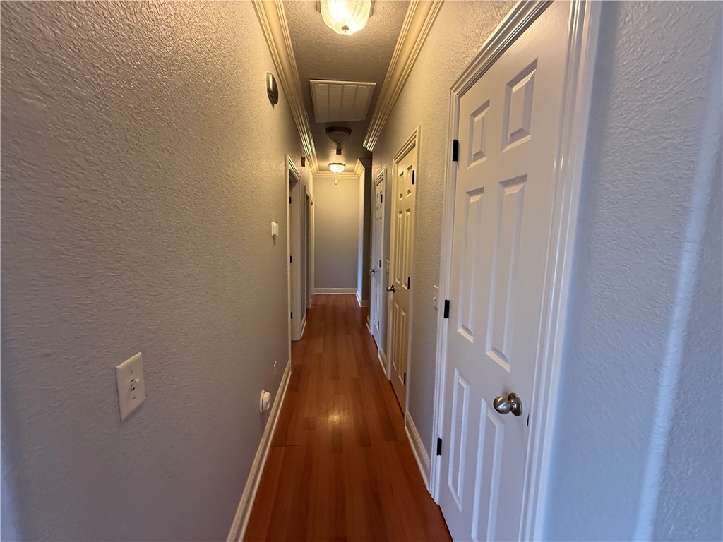 - - Residential Lease