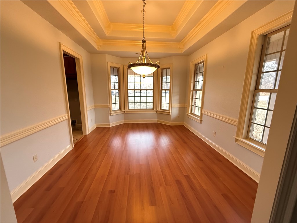 - - Residential Lease