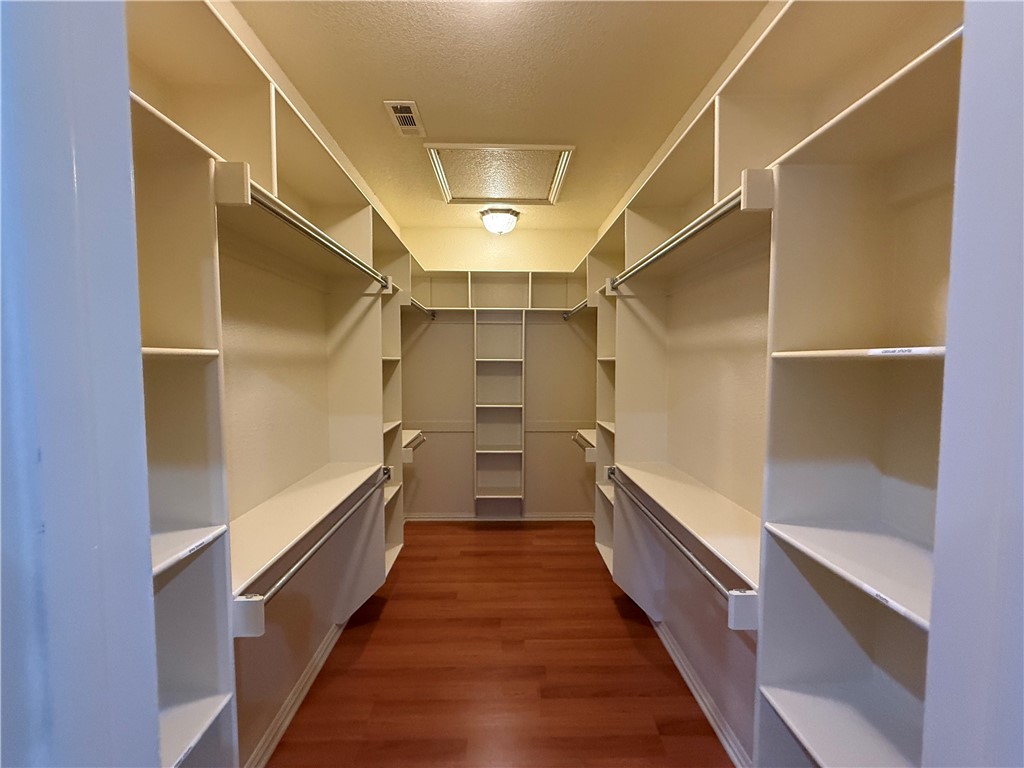 - - Residential Lease