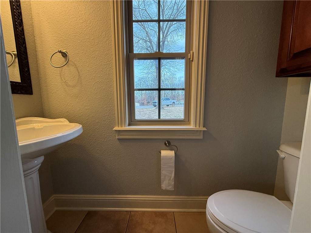 - - Residential Lease