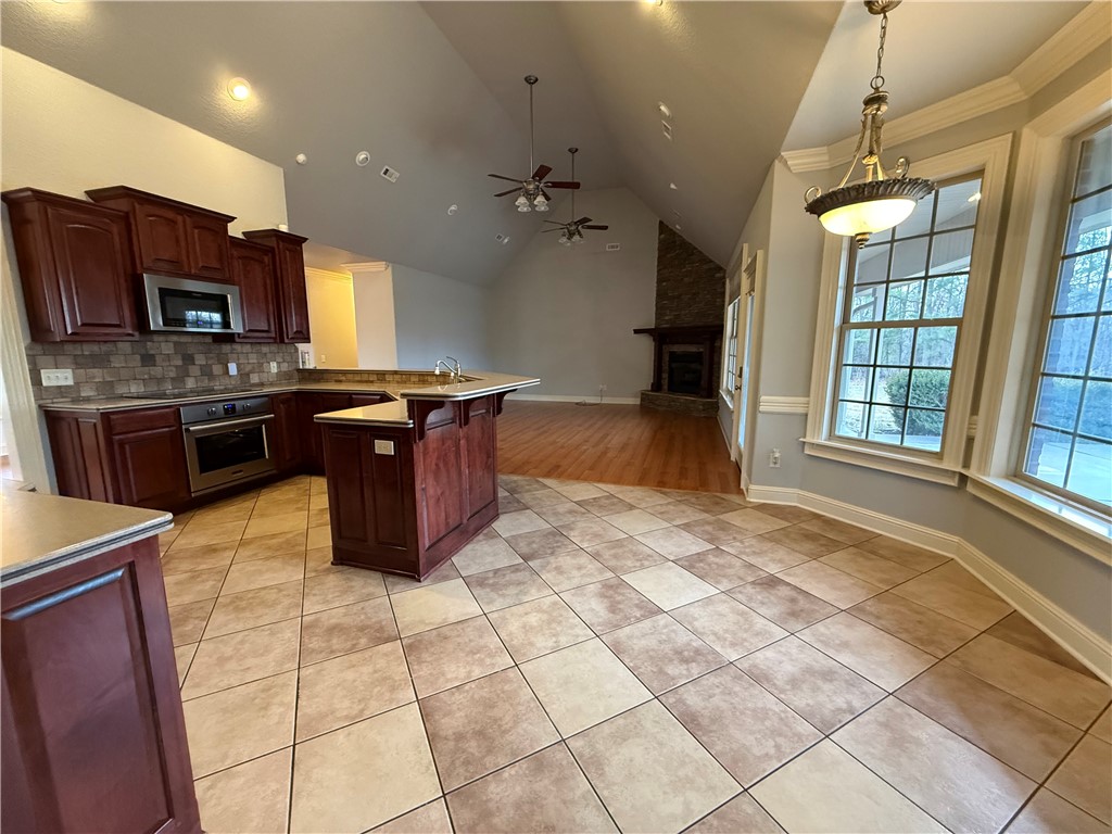 - - Residential Lease