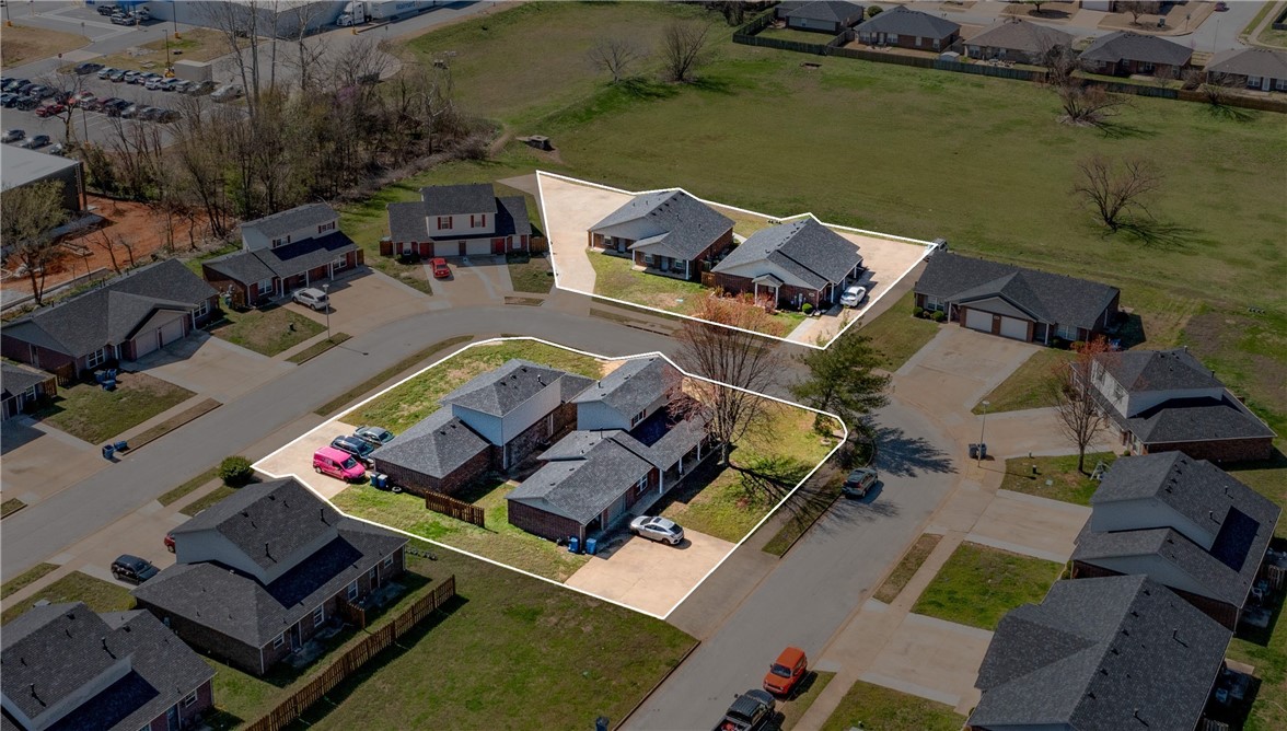 Carriage Square Sub Bentonville - Residential