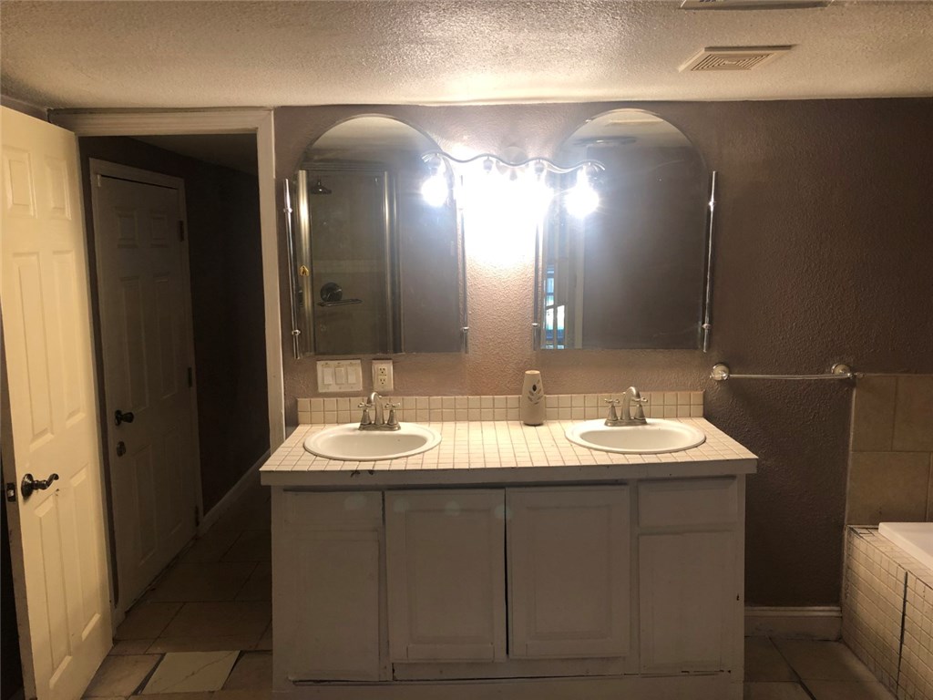 Greenwich Sub Mhp Rurban - Residential Lease