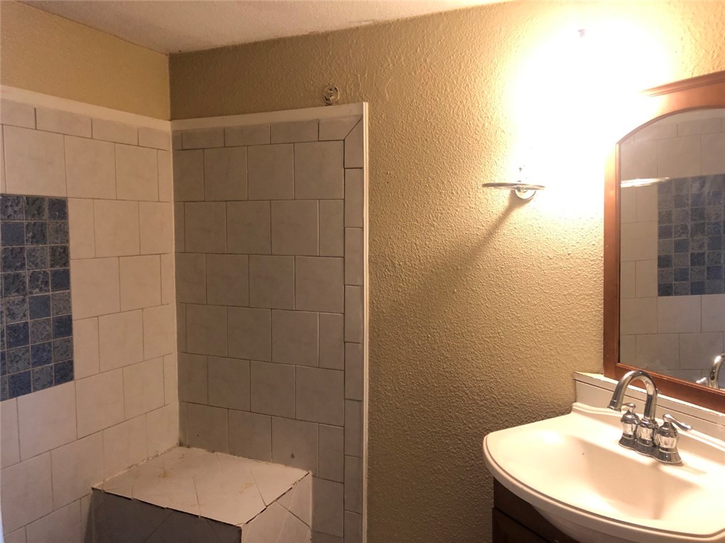 Greenwich Sub Mhp Rurban - Residential Lease