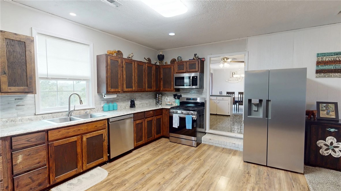 1481 Madison 7855