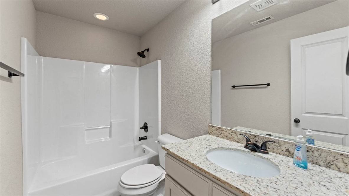 Grand Valley Ph I - Residential Lease