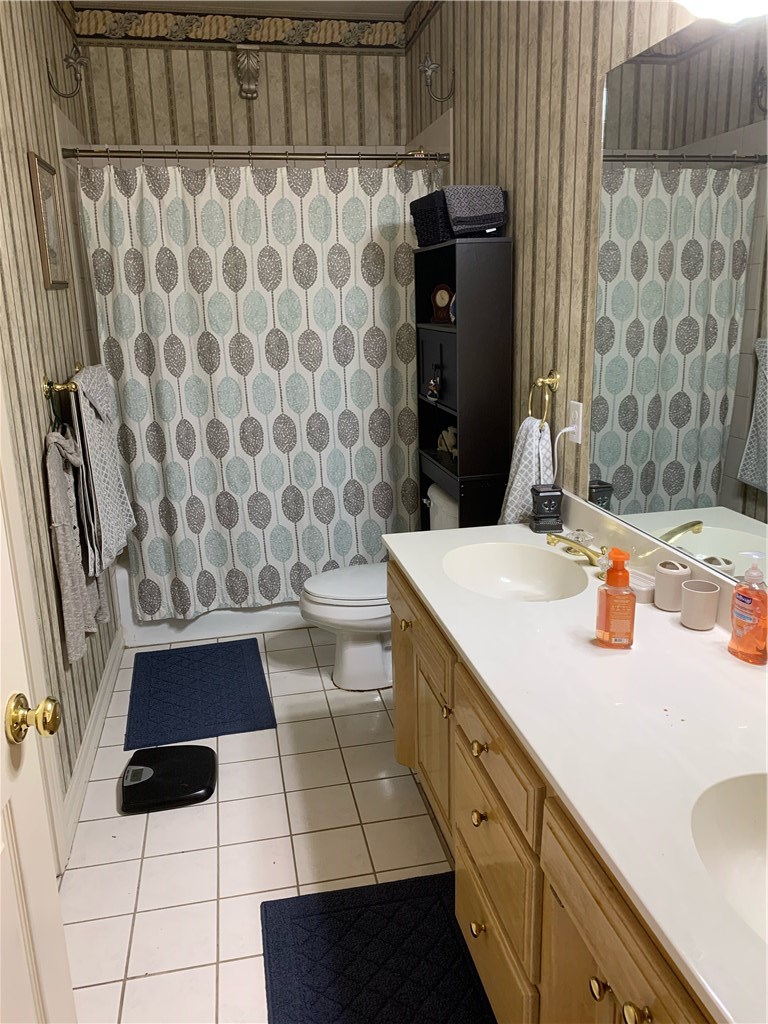 Meadowlands I & II - Residential Lease