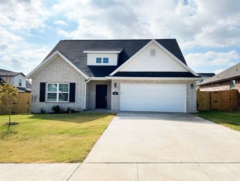 Photo of 5805 SW Teppee Avenue, Bentonville, AR 72713 (MLS # 1325750)