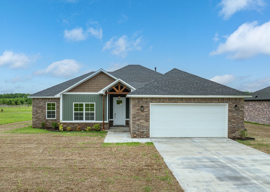 Brand new, recently complete 4bed/2bath home in Alma! This energy efficient Rucker Fine home has a lot of great features you will love including a mud room with lockers, large walk-in pantry just off the kitchen and 12' x 14'8' covered back porch. Private master suite with over-sized walk-in closet that has direct access to the laundry room. Granite countertops throughout.