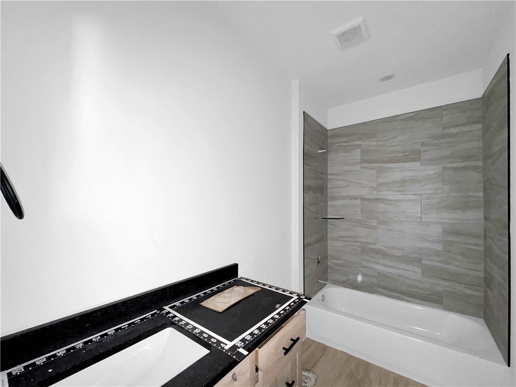 Pine Hollow - Residential