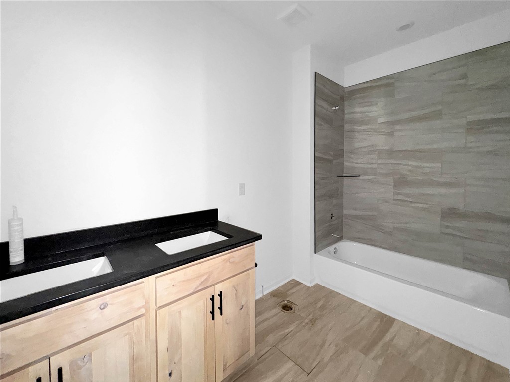 Pine Hollow - Residential