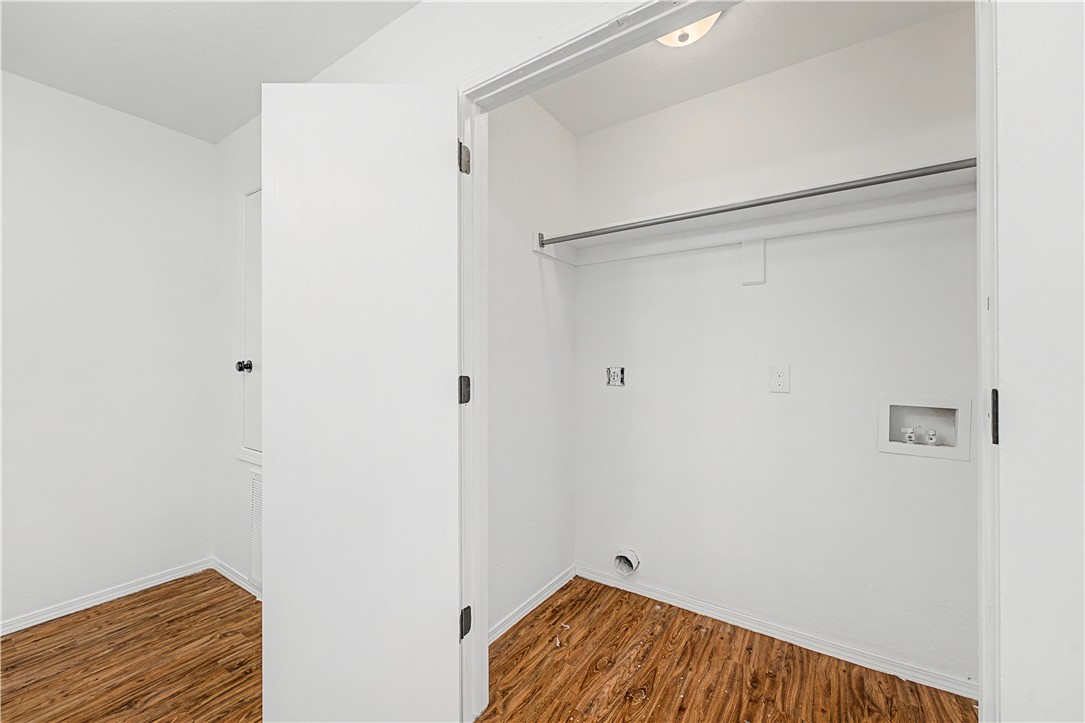 CARRIAGE SQUARE COURT HPR-BENTONVILLE - Residential