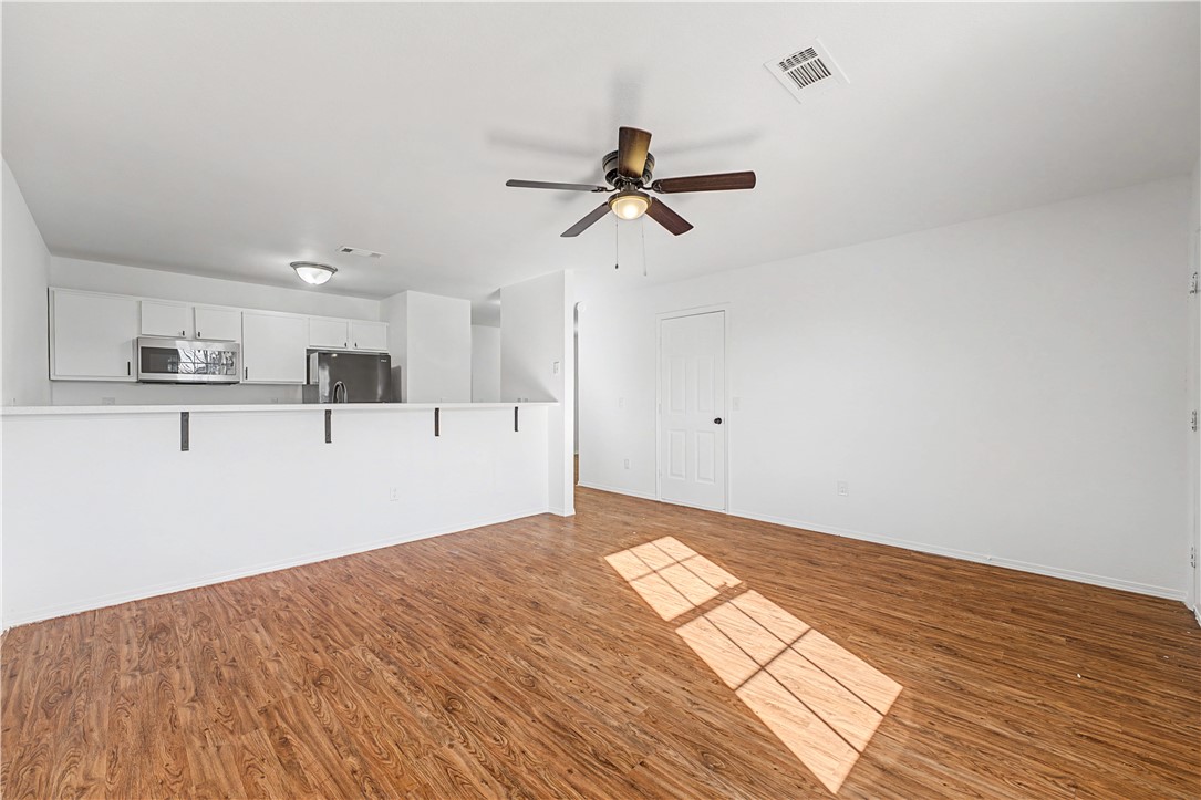 CARRIAGE SQUARE COURT HPR-BENTONVILLE - Residential