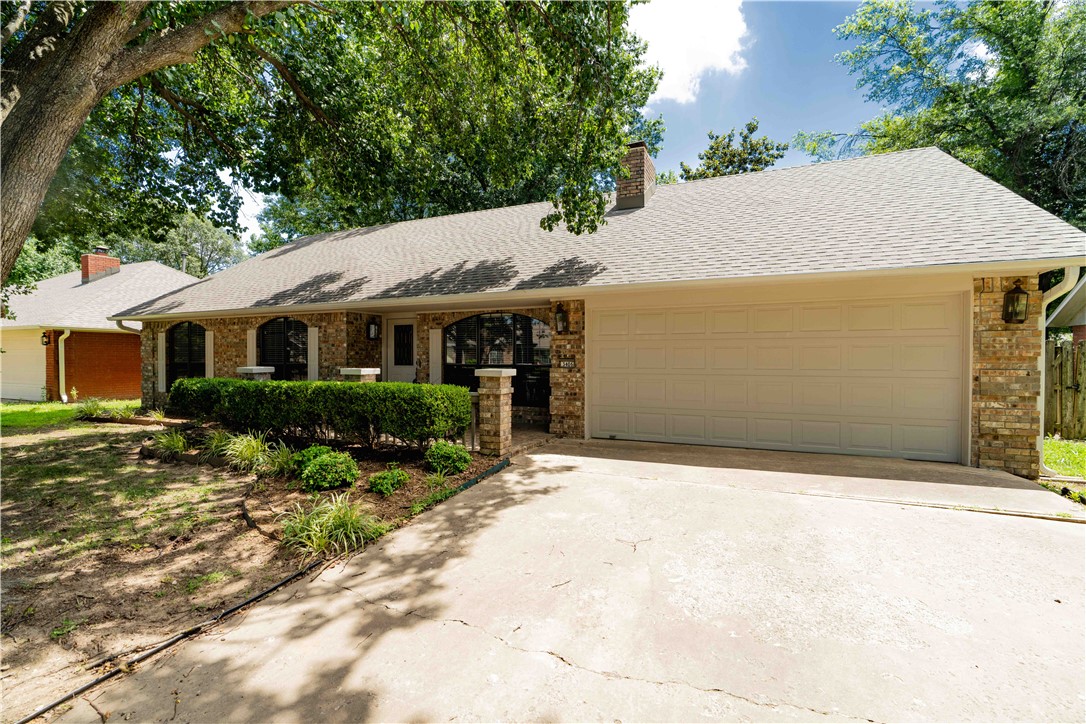 Photo 1 of 20 — 3406 W Hemlock Street, Rogers, AR 72756