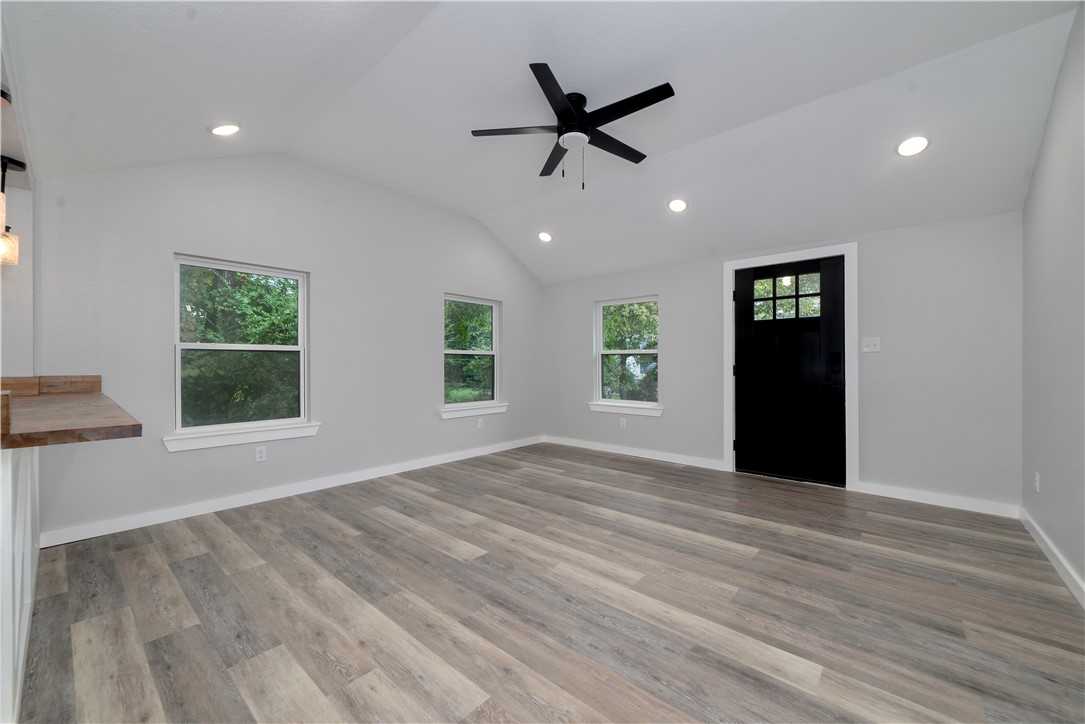 THIBAUT PLACE - Residential