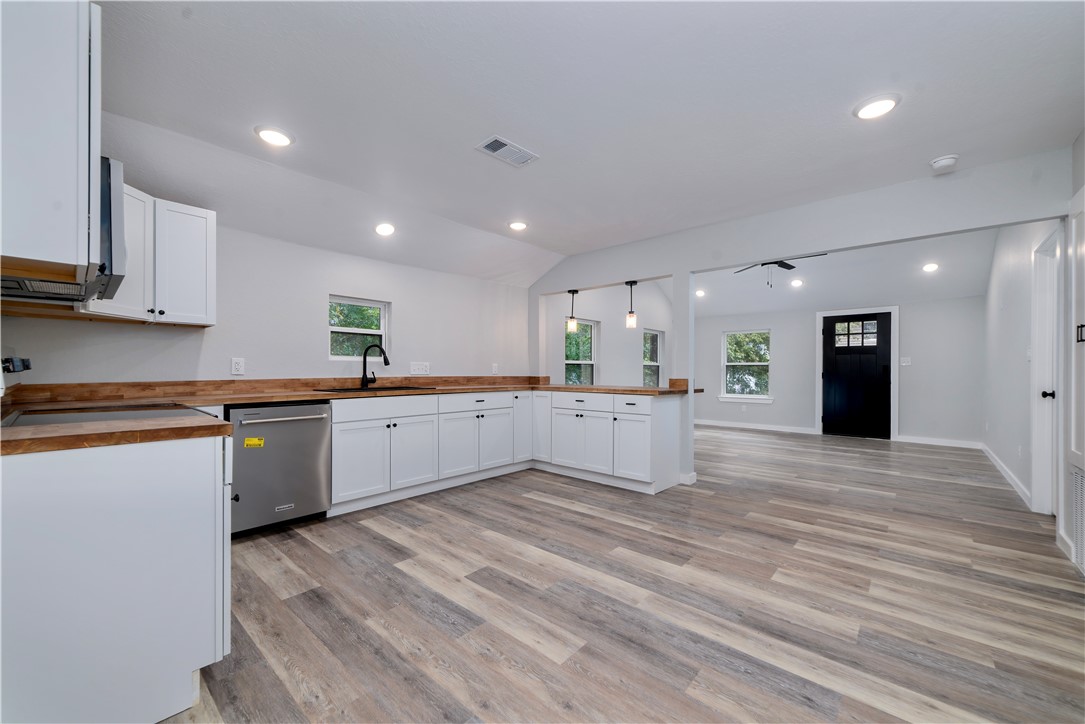 THIBAUT PLACE - Residential